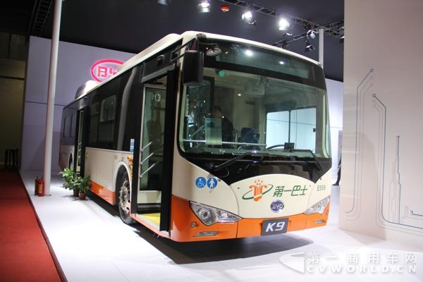 比亞迪K9 12米純電動大巴 (2).jpg