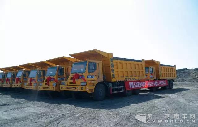 厲害！徐工非公路自卸車再獲300臺大訂單！2.jpg