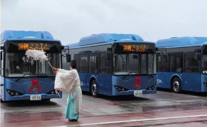 上個月，比亞迪向日本沖繩交付K9純電動巴士車隊.jpg