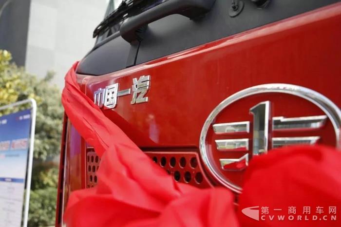 技術創新，暢行無憂！解放J6L專用車創富鄭州.jpg