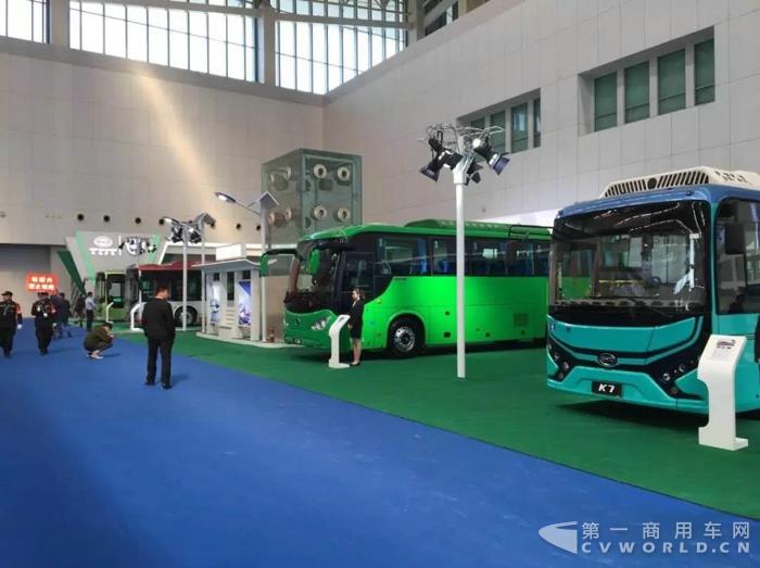 高端科技成就行業標桿 比亞迪商用車亮相天津客車展.jpg