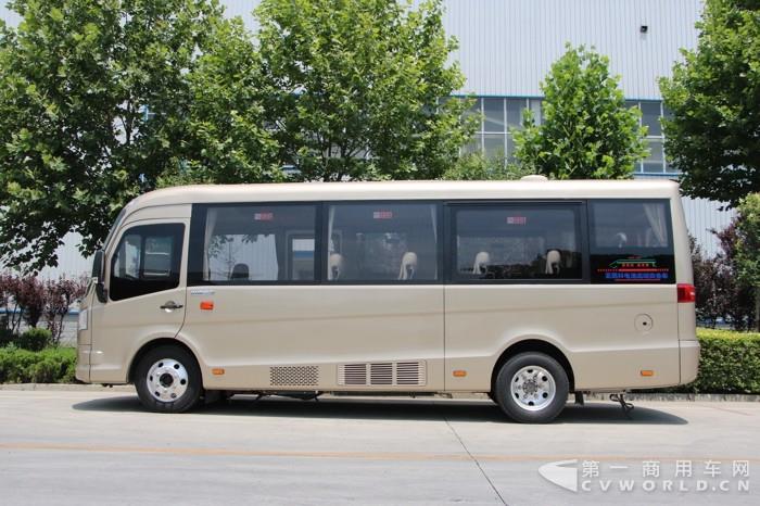 中通氫燃料高端商務車.jpg