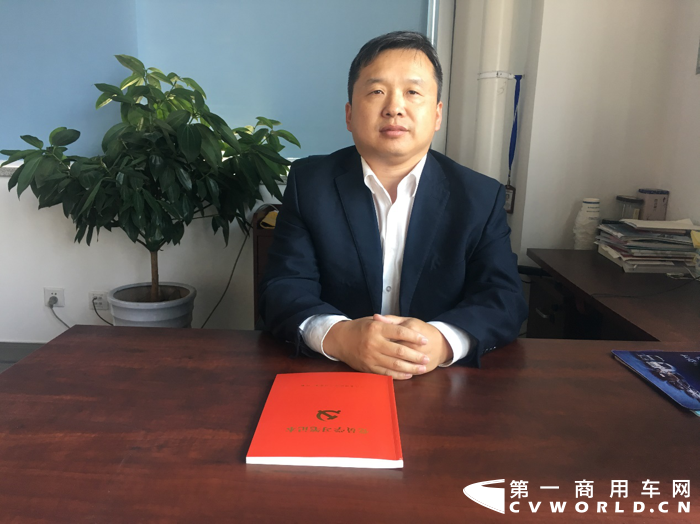 江淮皮卡營(yíng)銷公司總經(jīng)理賈海波.png