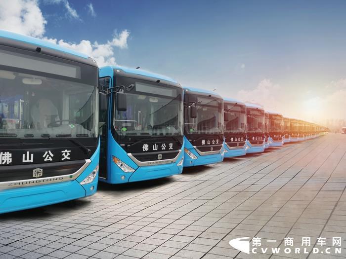 中通氫燃料客車(chē).jpg