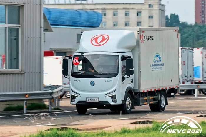 【第一商用車網(wǎng) 原創(chuàng)】國內(nèi)輕卡行業(yè)下半年“跌跌不休”，新能源輕卡細分市場表現(xiàn)究竟如何？
