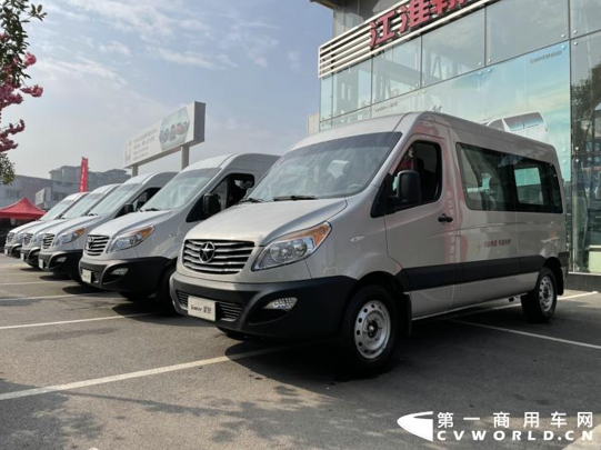 12月8日，安徽江淮汽車集團股份有限公司（以下簡稱“江淮汽車”或“江淮”） 布2021年11月產銷快報。數據顯示，江淮11月銷車48923輛，同比增長18.92%；1-11月累計銷車482200輛，同比增長15.71%。