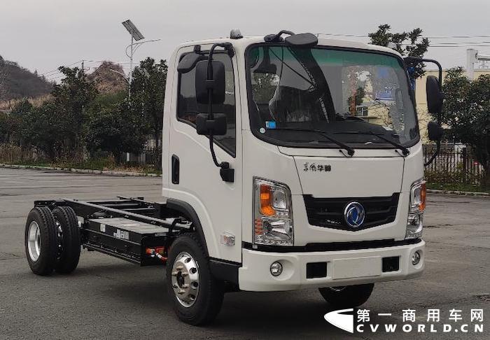 東風(fēng) EQ1040TLEVJ2 純電動載貨汽車底盤.jpg