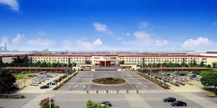 東風(fēng)康明斯上榜國(guó)家2022年度智能制造試點(diǎn)示范工廠名單2.png