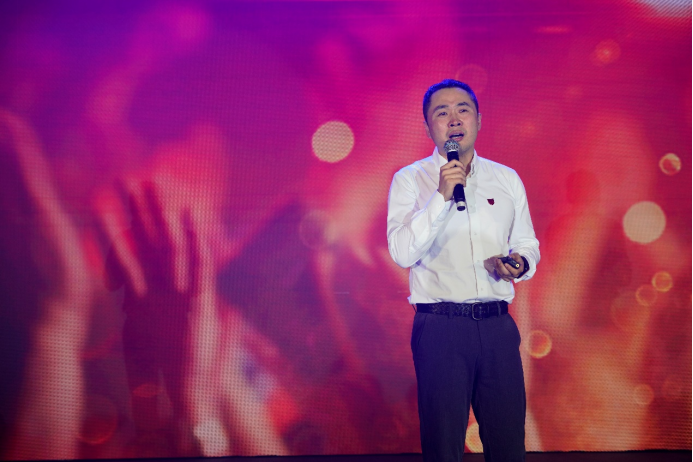 一汽解放亮相5·2卡友節8.png