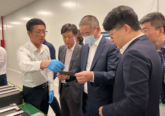 國家工信部副部長辛國斌一行調研重塑集團3.jpg