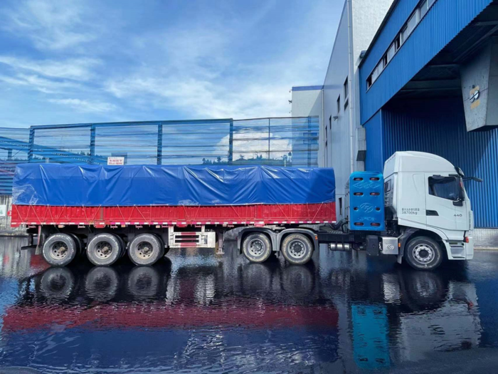 【產品稿】上汽紅巖CNG重卡燒氣不費跑車不貴？來聽聽新疆卡友怎么說697.png