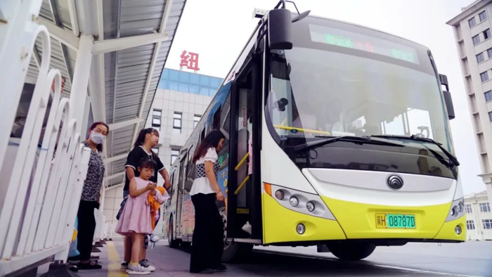 宇通純電動公交助力平泉構建惠民出行4.png