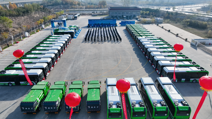 又100輛宇通公交車交付！鄭州第1300輛氫燃料電池車啟動運營！5.png