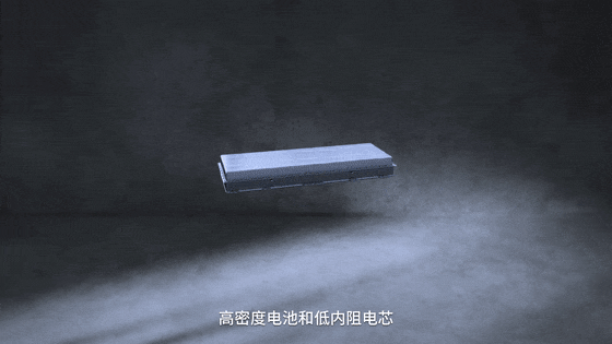 新年“開門紅”，100輛宇通客車交付攀枝花9.gif