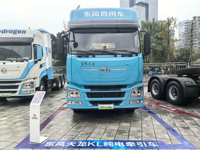 東風天龍KL純電牽引車2.jpg