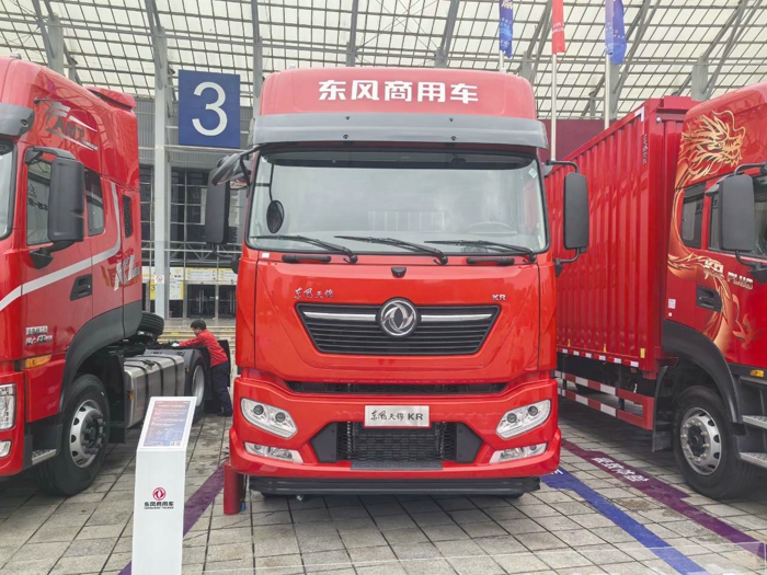 東風天錦KR PLUS燃油載貨車2.jpg