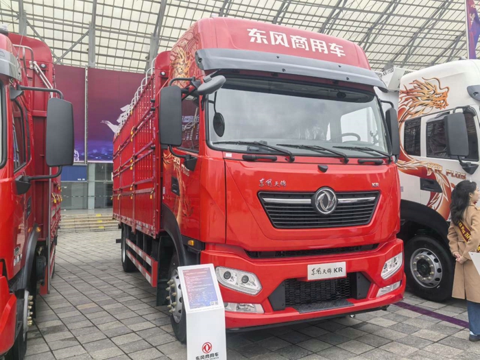 東風天錦KR燃油載貨車d7.0 330馬力 2.jpg