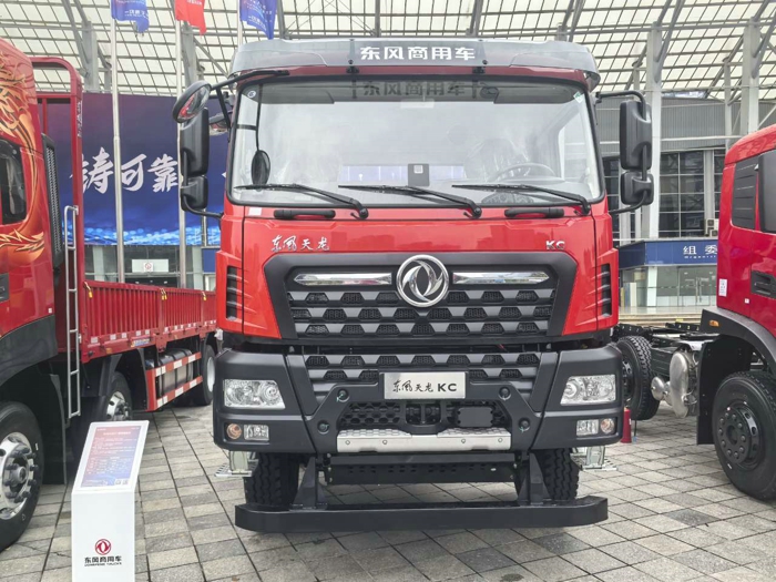 東風天龍KC燃油自卸車2.jpg