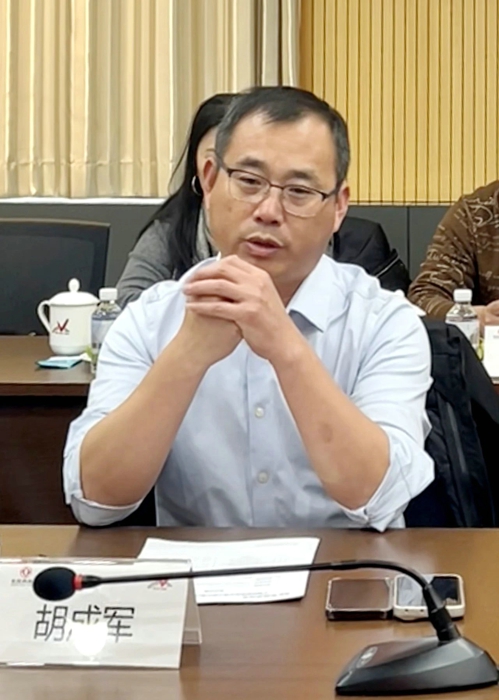 上海港口運輸大客戶到訪東風商用車3.jpg