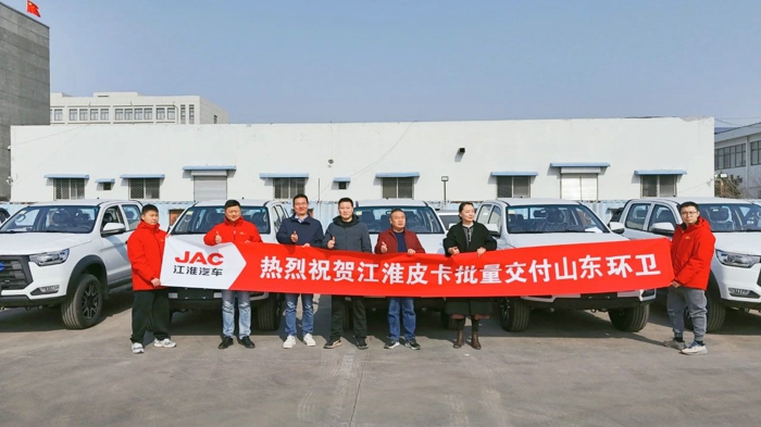 22臺江淮T8 EV環衛車“上崗”.jpg