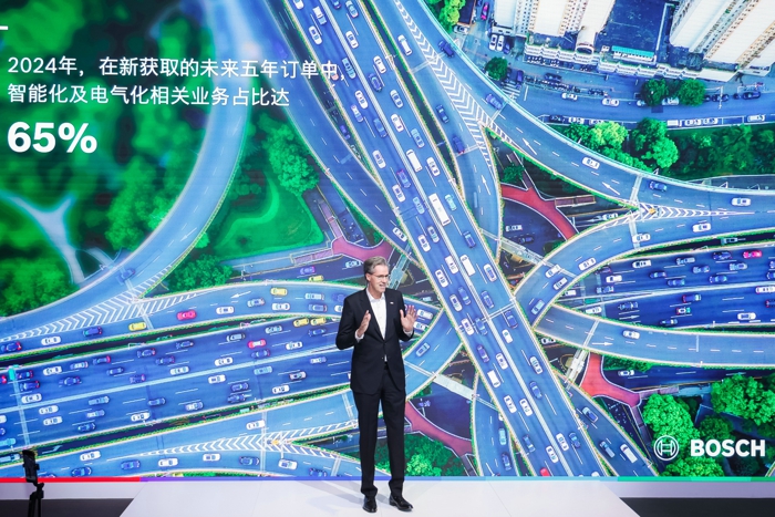 02 博世集團董事會成員、博世智能出行集團主席馬庫斯·海恩博士 Markus Heyn, member of the Bosch board of management and chairman of the Mobility business sector.jpg