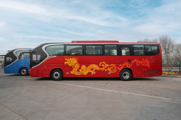 福田歐輝“陸地頭等艙”BJ6122交付北京龍水鳳港5.png