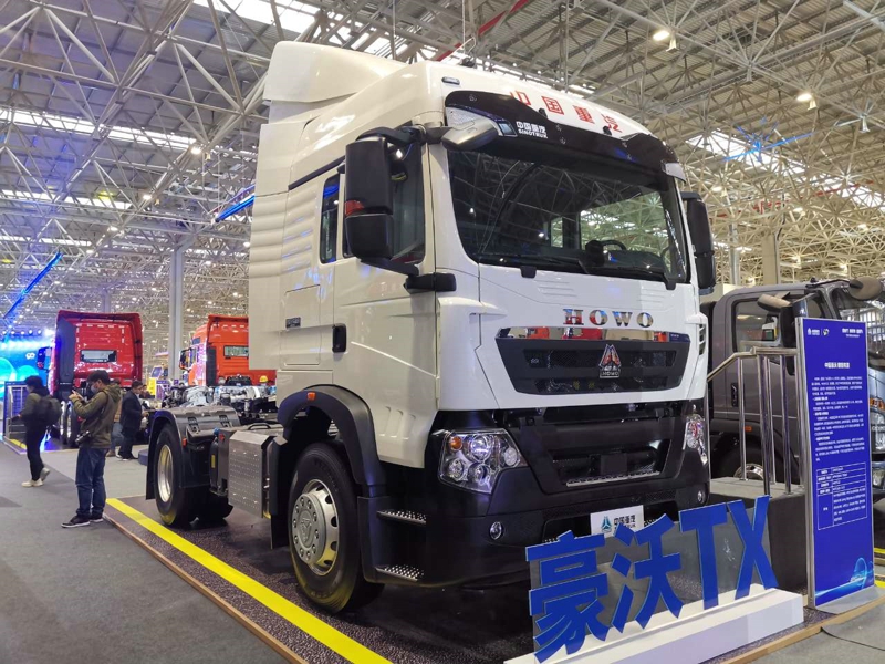 重汽豪沃TX系列4×2牽引車（經典版），濰柴W9H國六發動機