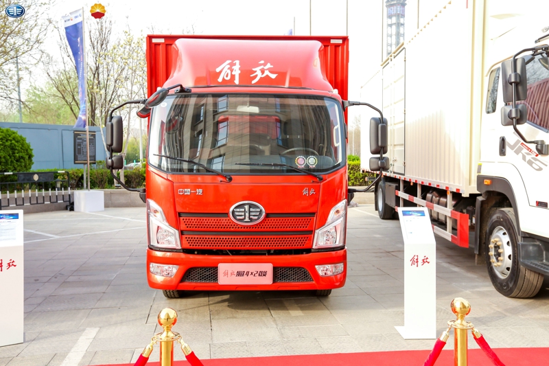解放領途4×2載貨車